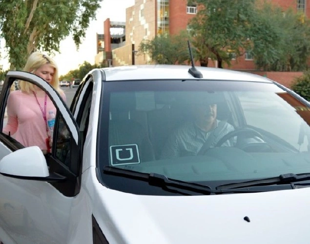 See how Uber drivers benefit from Rentals on the Move cars